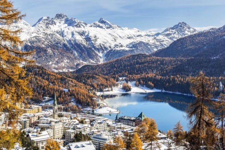 Visita Saint Moritz, con il trenino rosso del Bernina da Poschiavo